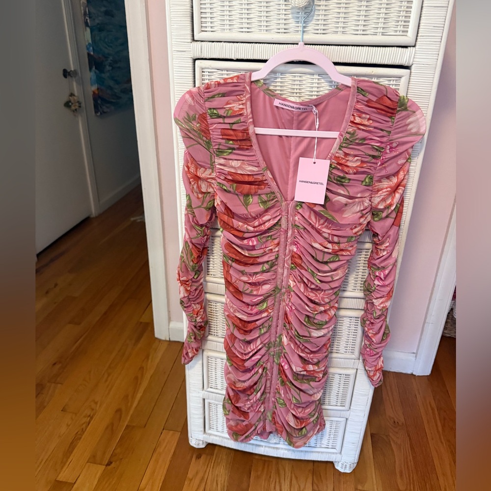 Hansen & Gretel ruched floral dress, NWT
